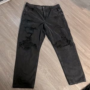 American Eagle Mom Jean